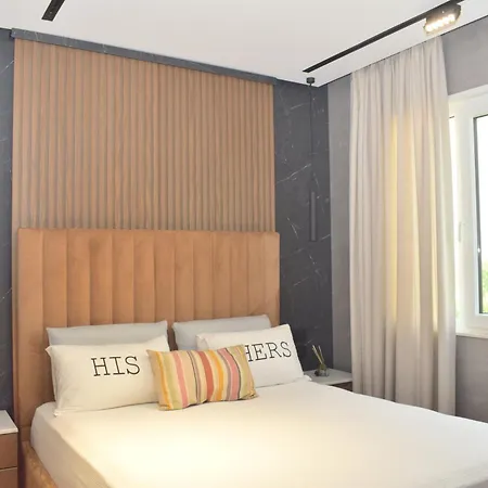 With Private Pool - 247 Appartamento Durrës